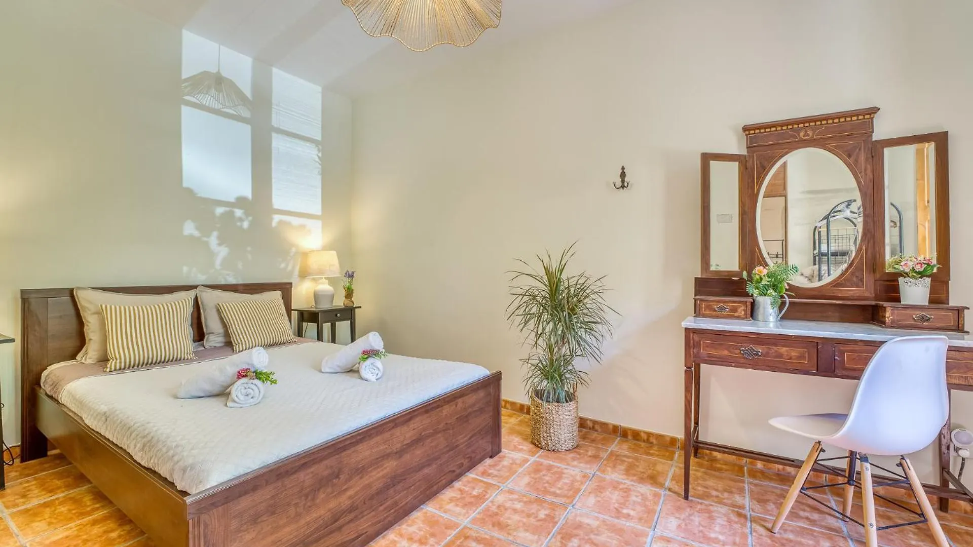 Ideal Property Mallorca - Son Paulo Búger 0*,  Španělsko